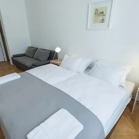 Apartment Vladislav City Centre *