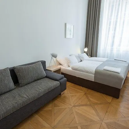Vladislav City Centre Apartment