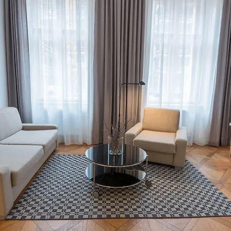 Apartment Vladislav City Centre *