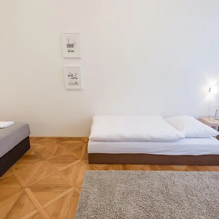 Vladislav Centre Appartement *